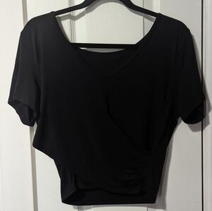 Lululemon T-shirt